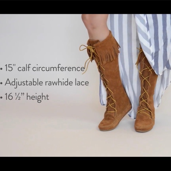 Minnetonka lace moccasin boots size 8 - Picture 4 of 7